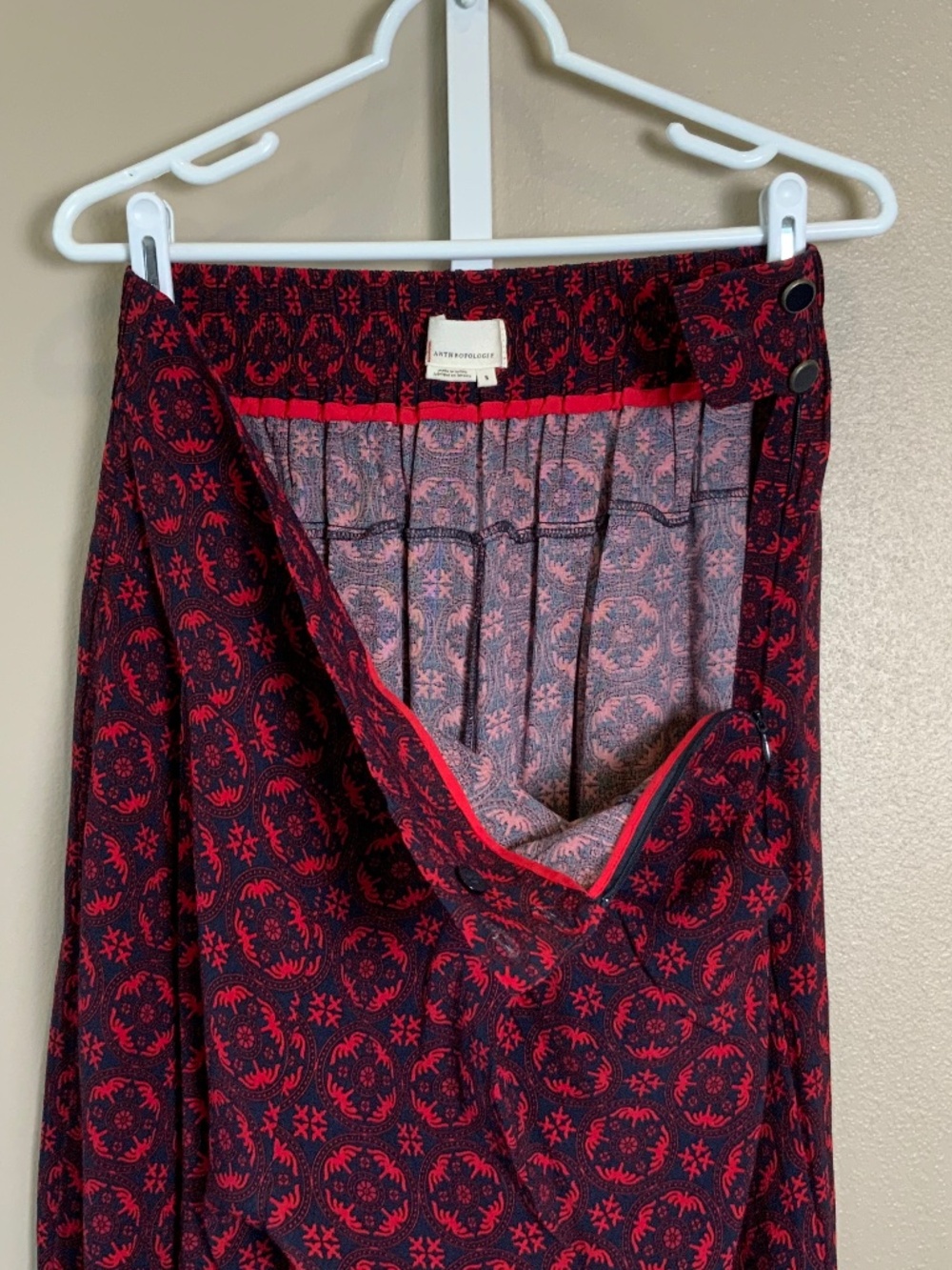 Anthropologie Printed Harem Pants - Picture 15 of 16